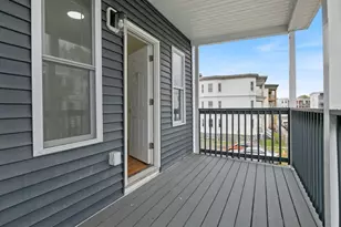 18 Baird St, Boston, MA 02124 - Photo 18