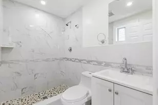 18 Baird St, Boston, MA 02124 - Photo 16