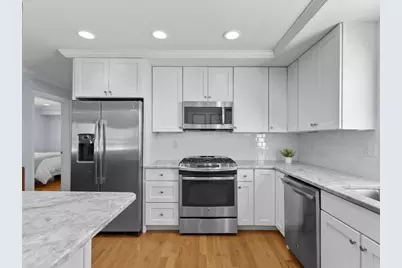 40 Catherine #TWO, Boston, MA 02131 - Photo 4
