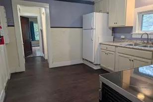 11 Mechanic St, Shelburne, MA 01370 - Photo 1