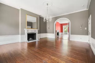 13 Chestnut St, Boston, MA 02108 - Photo 8