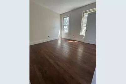 10 Hunting St #1, Cambridge, MA 02141 - Photo 4