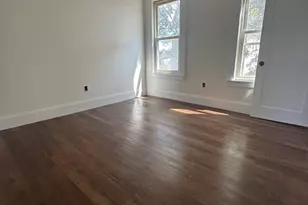 10 Hunting St, Cambridge, MA 02141 - Photo 4