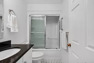 8 Heathwood Ln, Brookline, MA 02467 - Photo 24