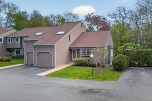 8 Heathwood Ln, Brookline, MA 02467 - Photo 40