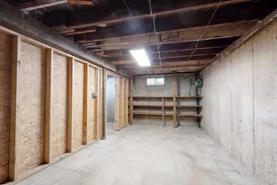 10 Edson St, Taunton, MA 02780 - Photo 28