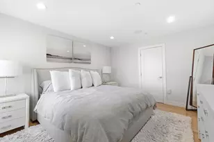 469 E 4th St, Boston, MA 02127 - Photo 26