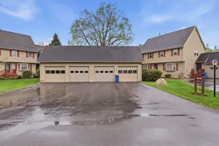 93 Quail Run, Tewksbury, MA 01876 - Photo 2