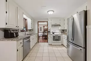 2 Esther Dr, Milford, MA 01757 - Photo 10