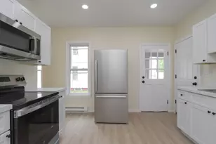 109-111 Brown Ave, Holyoke, MA 01040 - Photo 18