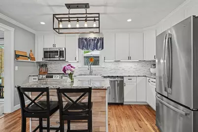 1110 S Main St, Bellingham, MA 02019 - Photo 8