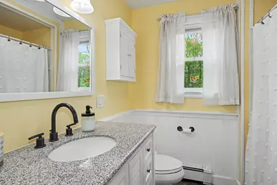 1110 S Main St, Bellingham, MA 02019 - Photo 16