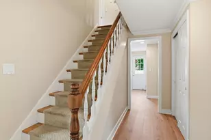 107 Viscount Rd, Longmeadow, MA 01106 - Photo 4