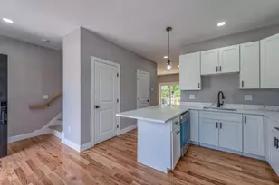 362 High St, Fall River, MA 02720 - Photo 8