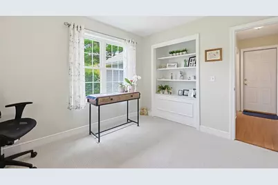 204 Laurelwood Dr #204, Hopedale, MA 01747 - Photo 18