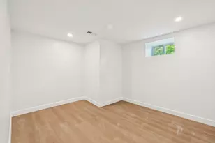 218 Hollis St, Holliston, MA 01746 - Photo 30