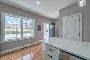 364 High St, Fall River, MA 02720 - Photo 10
