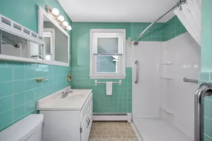 1470 Varnum Ave, Lowell, MA 01854 - Photo 8