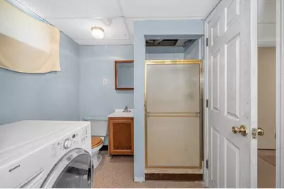 1470 Varnum Ave, Lowell, MA 01854 - Photo 30