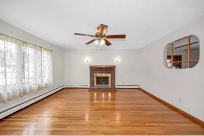 1470 Varnum Ave, Lowell, MA 01854 - Photo 6