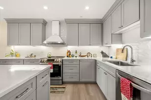 1 Seal Harbor Rd, Winthrop, MA 02152 - Photo 2