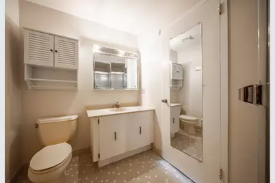 1002 Paradise Rd #PHE, Swampscott, MA 01907 - Photo 18