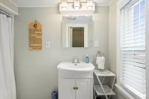 4 Olive St, Newburyport, MA 01950 - Photo 20
