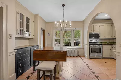 16 Quincy St, Methuen, MA 01844 - Photo 12