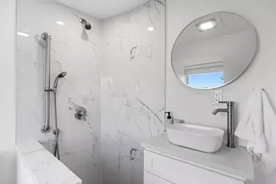 6 Goodwin Pl.. #4., Boston, MA 02114 - Photo 14