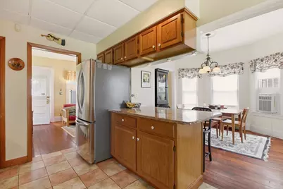 17 Buttonwood St, New Bedford, MA 02740 - Photo 10