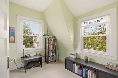 17 Buttonwood St, New Bedford, MA 02740 - Photo 20