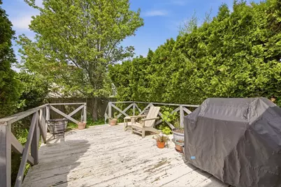 17 Buttonwood St, New Bedford, MA 02740 - Photo 16