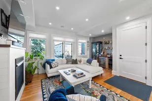 342 W 3rd St, Boston, MA 02127 - Photo 10