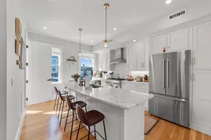 342 W 3rd St, Boston, MA 02127 - Photo 2