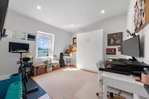 342 W 3rd St, Boston, MA 02127 - Photo 18