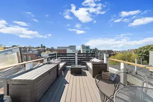 342 W 3rd St, Boston, MA 02127 - Photo 28