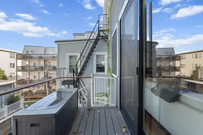 342 West Third Street #2, Boston, MA 02127 - Photo 16
