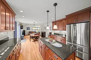 2 O'Connor Ln, Woburn, MA 01801 - Photo 8