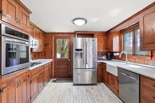 10 Lenway Rd, Newbury, MA 01922 - Photo 2