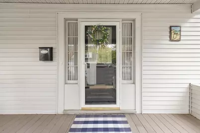 16 Thorndike St, Peabody, MA 01960 - Photo 6