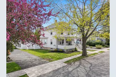 16 Thorndike St, Peabody, MA 01960 - Photo 4