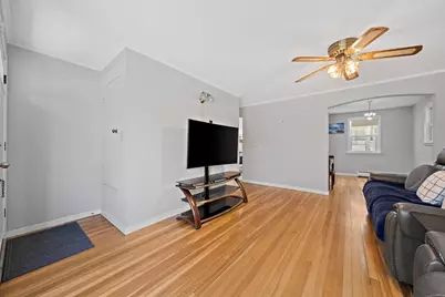 447 E Main St, Avon, MA 02322 - Photo 14