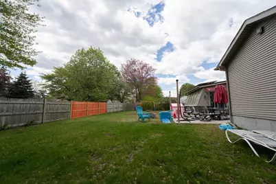 14 Ludlow St, Acushnet, MA 02743 - Photo 28