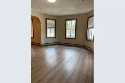 31 Choate St #1, Fall River, MA 02723 - Photo 2