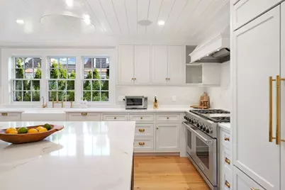 56 North Summer Street, Edgartown, MA 02539 - Photo 12
