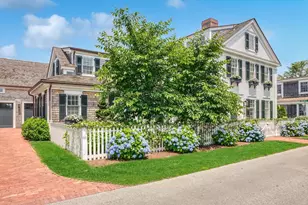 56 N Summer St, Edgartown, MA 02539 - Photo 1
