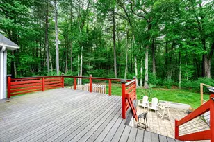 19 Overlook Dr, Wilbraham, MA 01095 - Photo 8