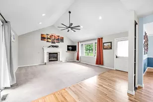 19 Overlook Dr, Wilbraham, MA 01095 - Photo 14