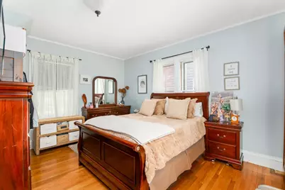 18 Maple Street, Watertown, MA 02472 - Photo 6