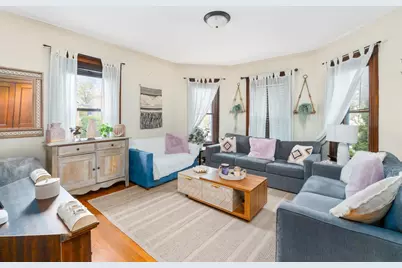 18 Maple Street, Watertown, MA 02472 - Photo 4